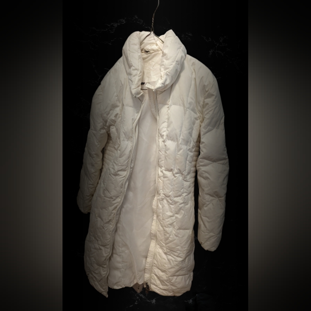 Saga Fur White long Puffer Women's coat